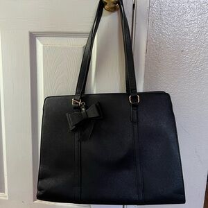 Chic Black Shoulder Bag with Bow Detail